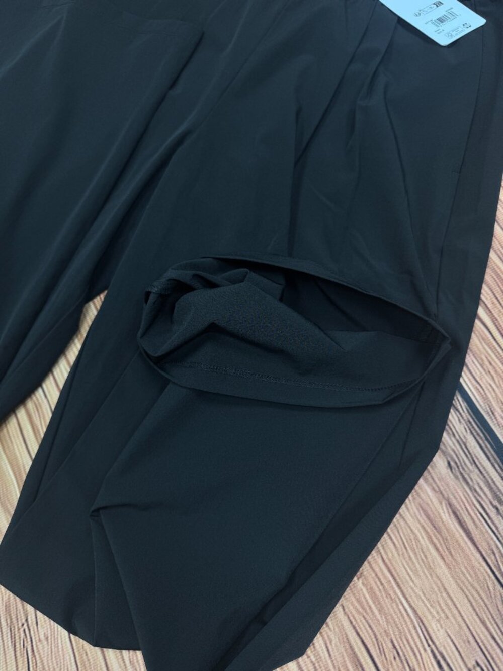 NWT Black ALO Yoga💟 Relaxed Straight Leg Suit Up Trouser  (Regular 30") - Picture 6 of 7